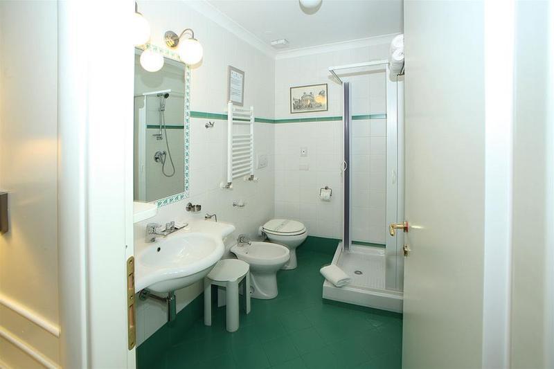 Residenza Ponte Sant'Angelo Hotel Rome Bagian luar foto