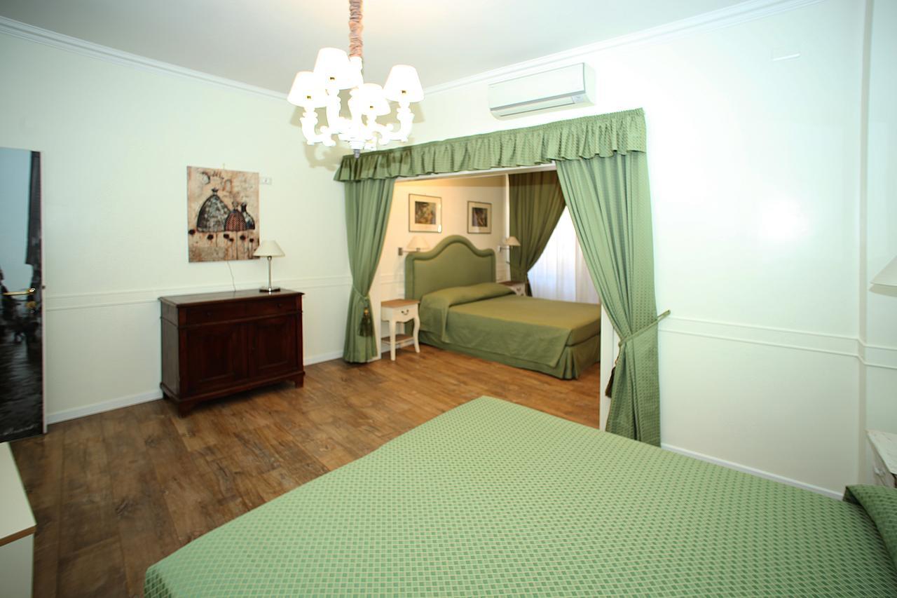 Residenza Ponte Sant'Angelo Hotel Rome Bagian luar foto
